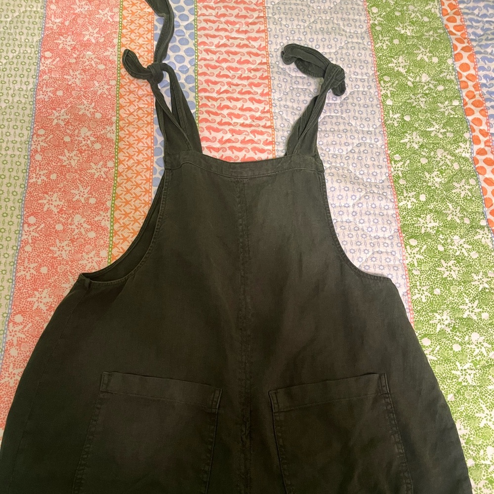 Arizona Jean Co Romper. Size S. NEVER WORN